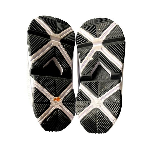 Nike Women's 7 Go Flyease Easy On/Off Low Top Hinged Sneakers Running Shoe White - Picture 8 of 9